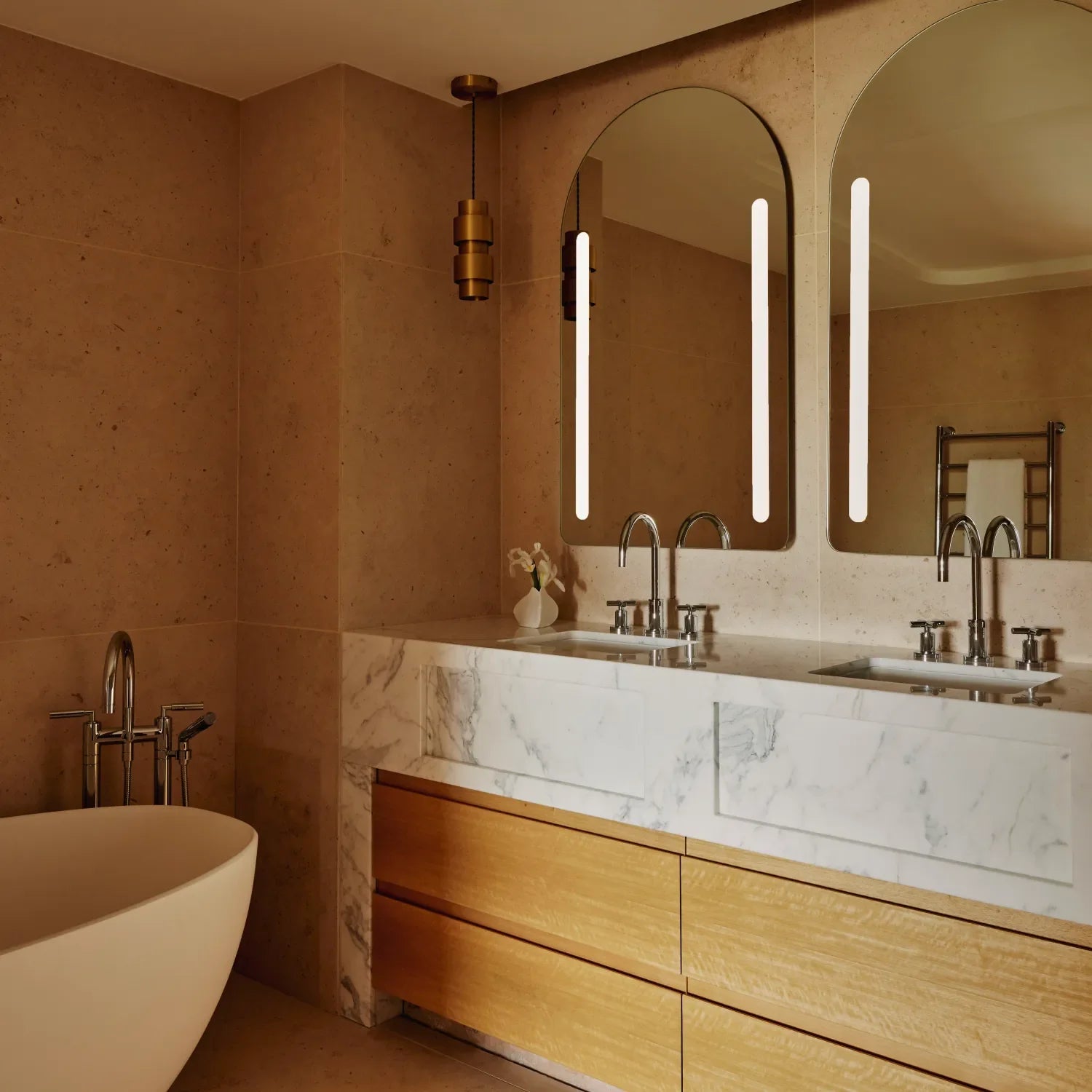 From 1 Hole to 3: The Easy Way to Fit an 8″ Widespread Faucet