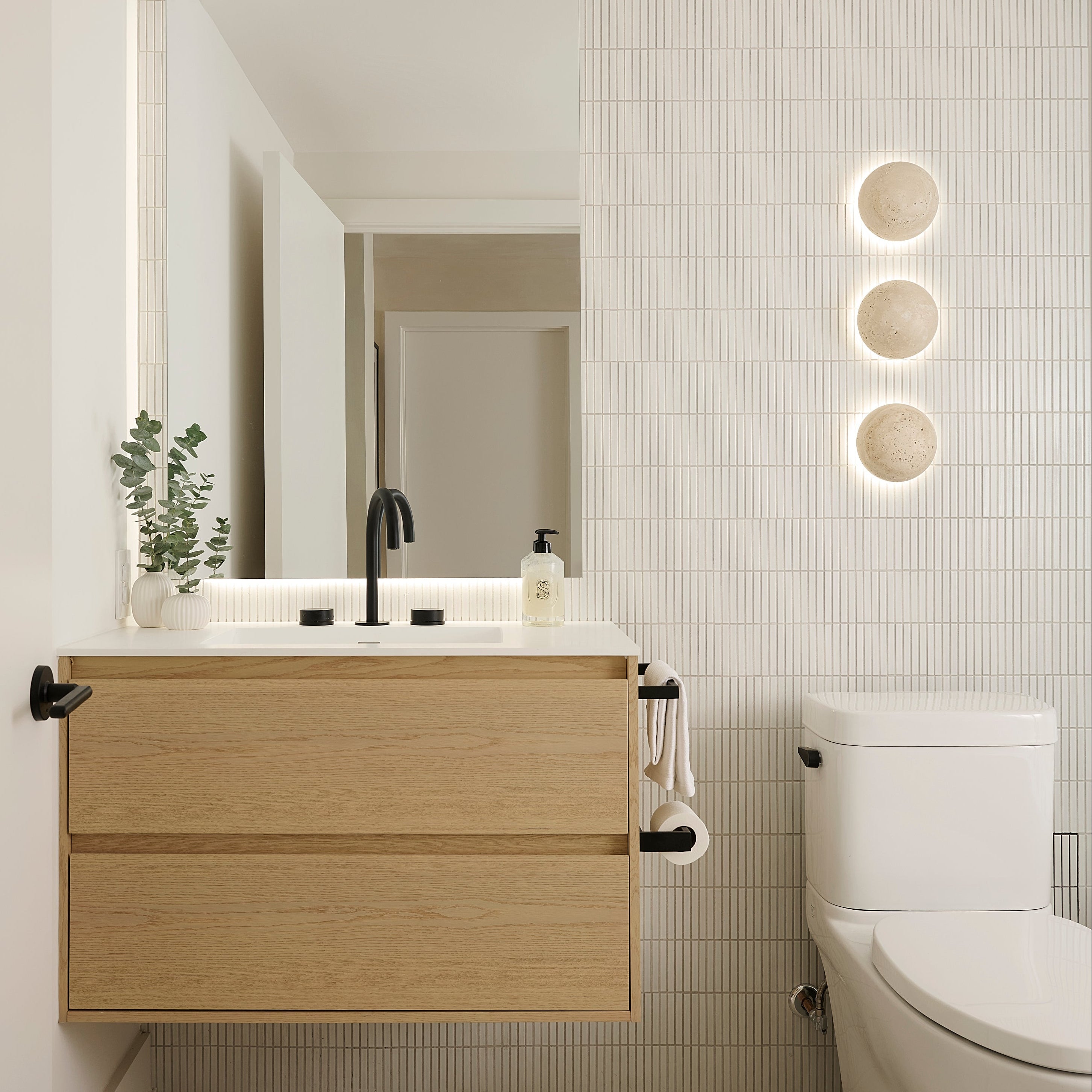 36" Wall-Mounted Wood Veneer Vanity With Solid Surface Basin