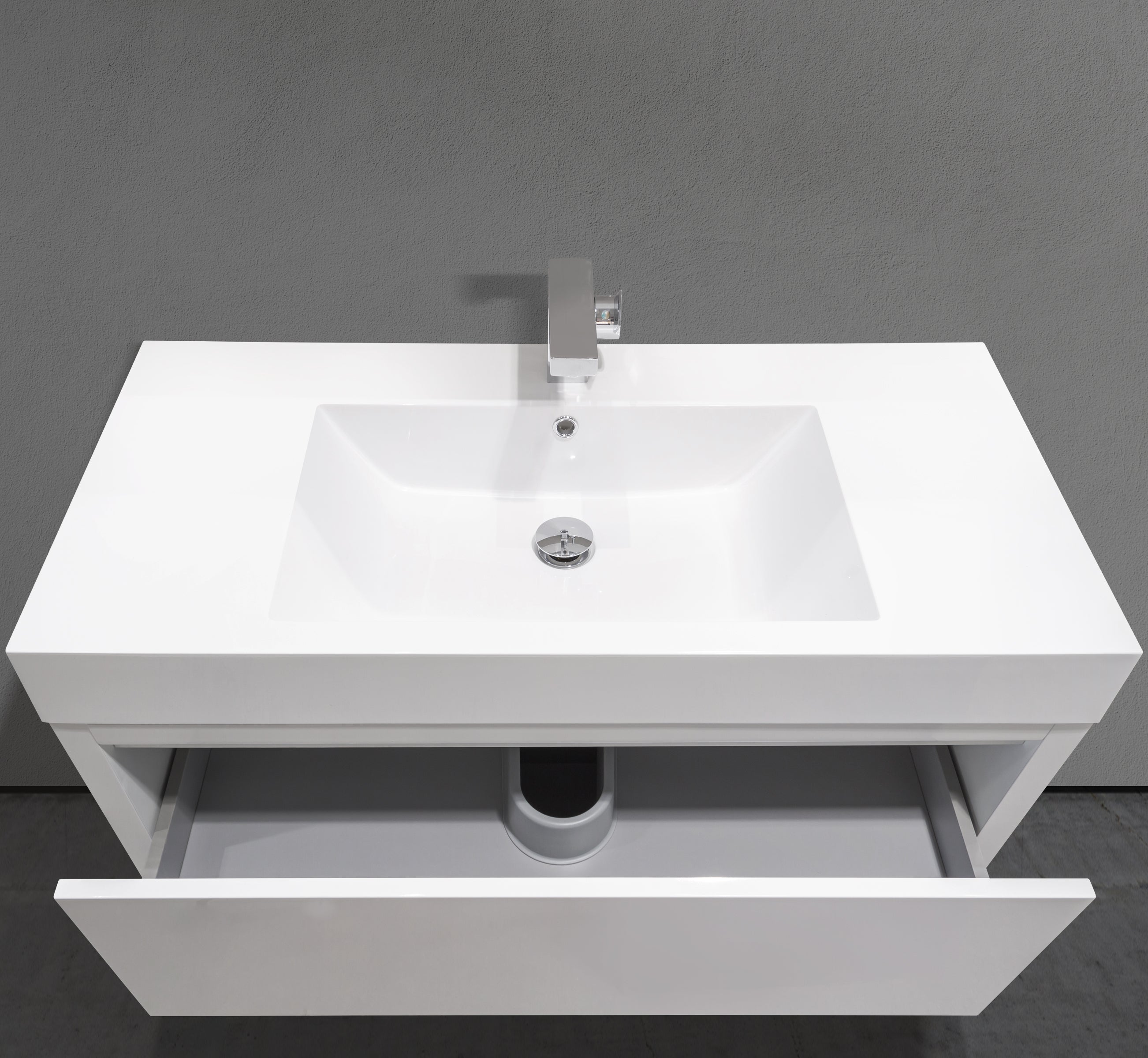 Meuble-lavabo de salle de bain moderne autoportant de 39 po